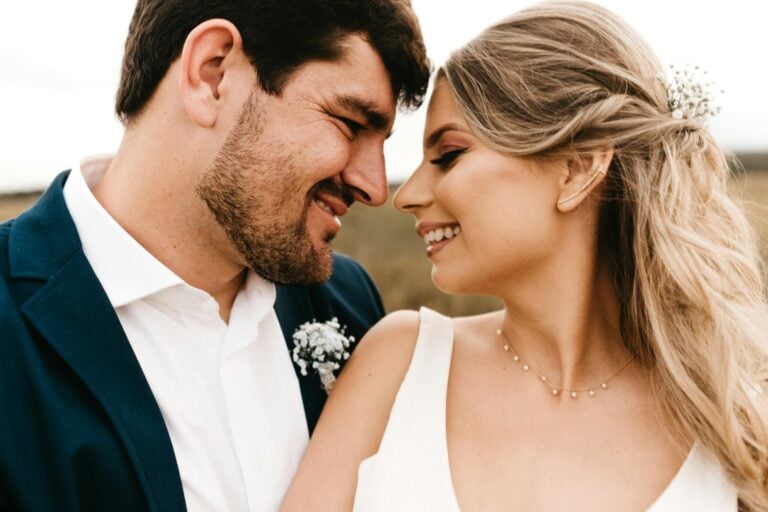 Mariage Fontainebleau, couple heureux, amour, photo romantique.